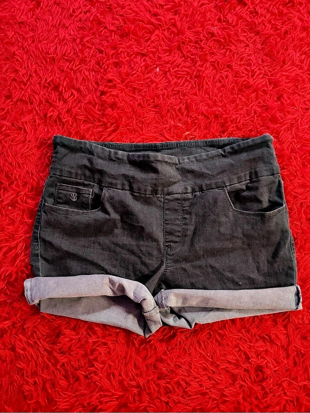 Gloria Vanderbilt Cuffed Jean Shorts in Black Size 12